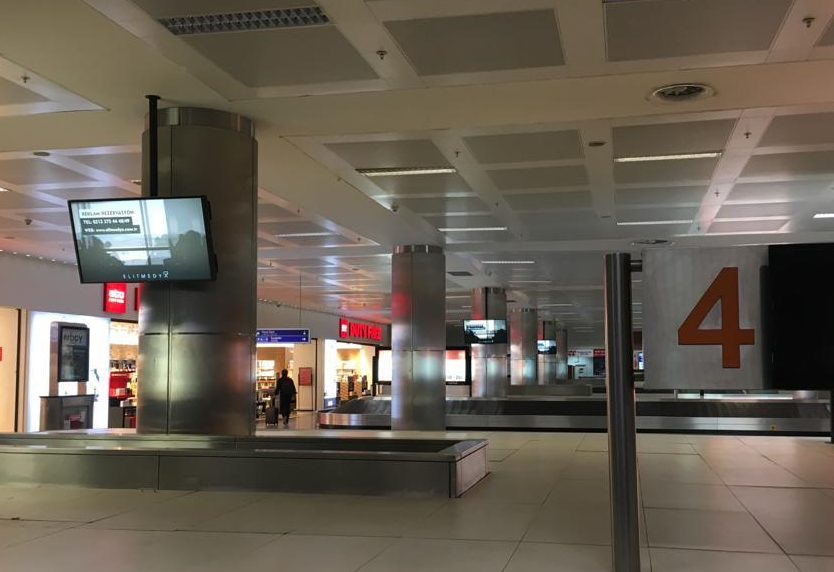 İzmir Adnan Menderes dış hat gelen yolcu