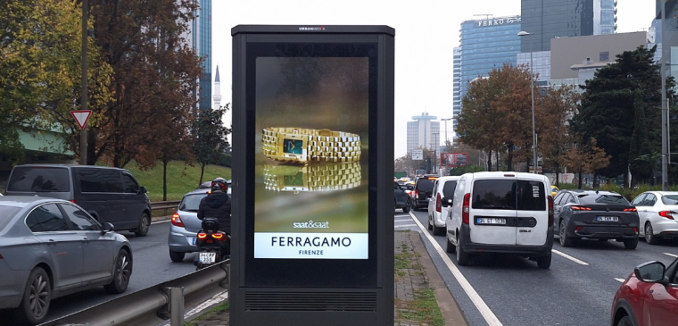 Digital DOOH screen on a roadside in Besiktas, Istanbul