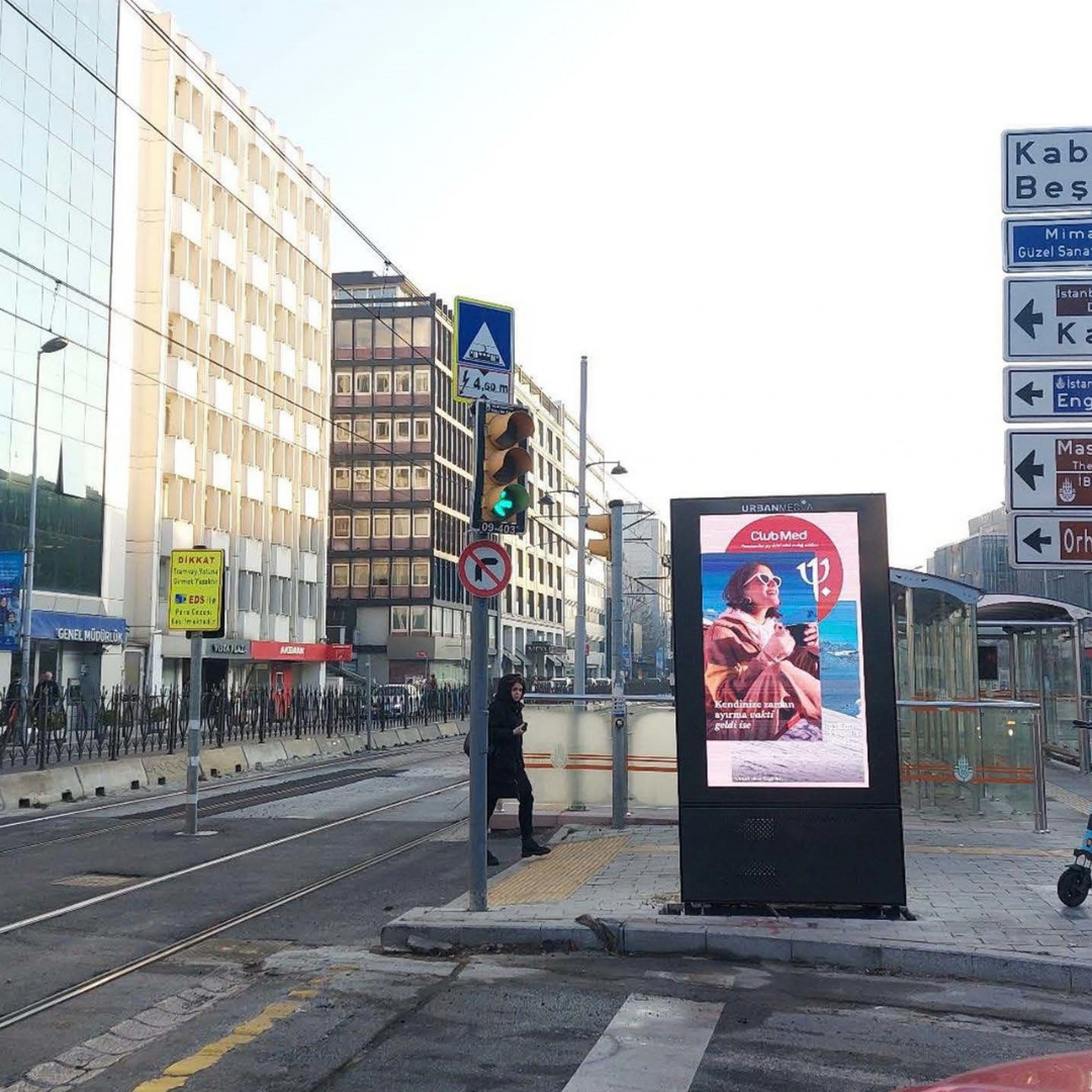 Kabataş dijital raket 1