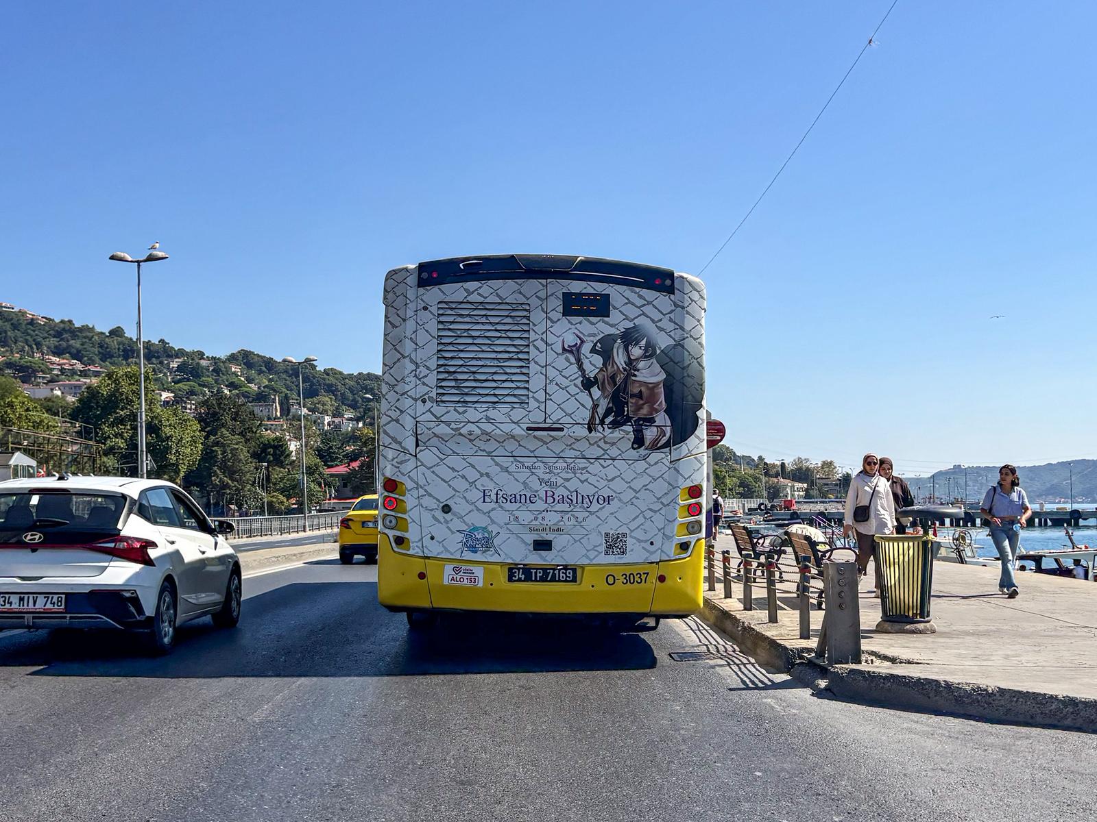 Ragnarok Online Superback bus wrap close-up 1
